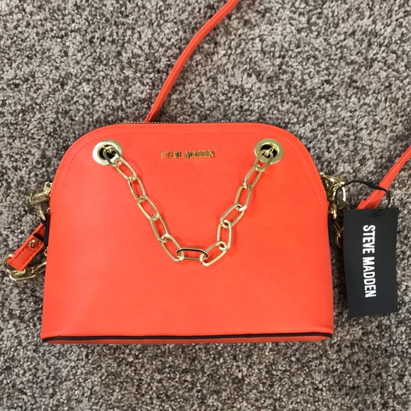 Steve Madden Swag Chain Dome Crossbody Bag - Picture 3 of 4